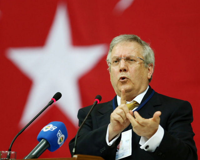 Yargıtay 5. Ceza Dairesi, Şike Davası'nda "Kısmen onama ve kısmen bozma" kararı verdi. Fenerbahçe Kulübü Başkanı Aziz Yıldırım ve Olgun Peker'in cezası onandı.