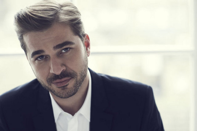 Engin Altan Düzyatan yeni sevgilisi Neslişah Alkoçlar böyle görüntülendi - HT MAGAZİN