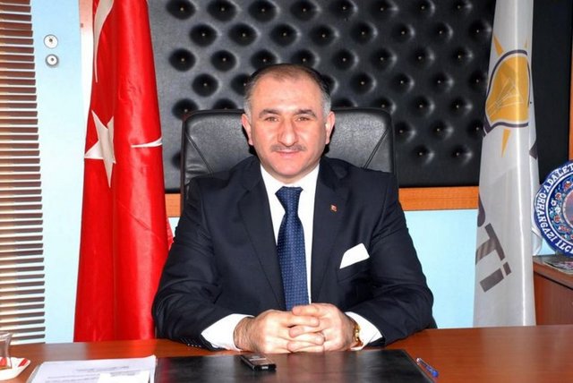 Orhangazi: Neşet Çağlayan