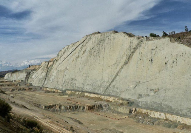 Bolivya'nın Sucre Cal Orcko dağı bildiğiniz dağlardan değil.