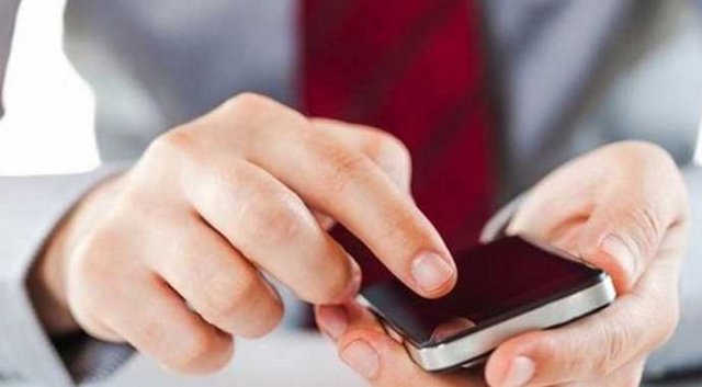 Gerekmedikçe ayrıldığınız  kişiyle konuşmayın