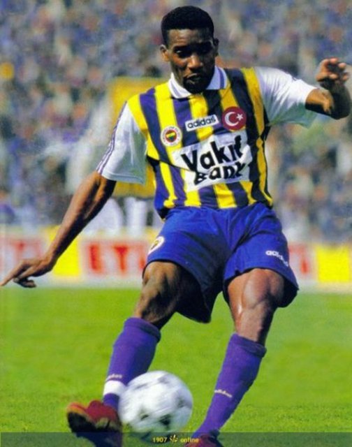 Jay-Jay Okocha - 3.5 milyon Euro Eintracht Frankfurt - Fenerbahçe