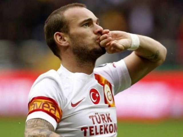 Wesley Sneijder - 7.5 milyon Euro Inter - Galatasaray