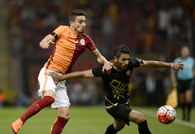 Alex Telles - 6.15 milyon EuroGremio - Galatasaray