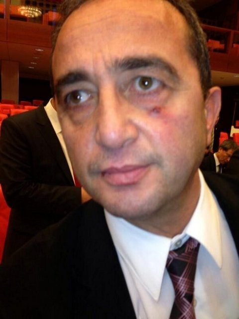 Olaylı oturum yarına ertelenirken, Oktay Saral' kınama cezası geldi