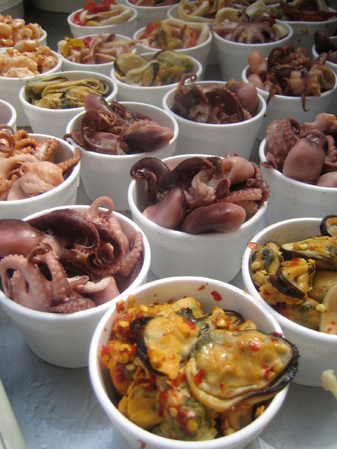Araştırmalar, çok az omega 3 alanların egzema ve sedef hastalığı gibi ihtihabi bozukluklarına daha yatkın olduklarını gösterdi. Omega 3 yağ asitleri ayrıca kalp damarlarını koruyor, dolaşımı düzenliyor.
