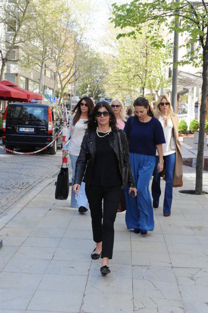 ZEYNEP ÜSTÜNEL