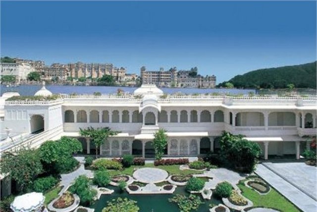 17- Taj Lake Palace Udaipur - Udaipur, Hindistan -  -