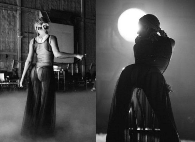 Daha önce de Grammy Ödülleri'nde eşi Jay-Z ile yaptığı dans gösterisiyle gündeme oturan Beyonce'nin gösteriye hazırlanırken çekilen fotoğrafları yayınlanmıştı.