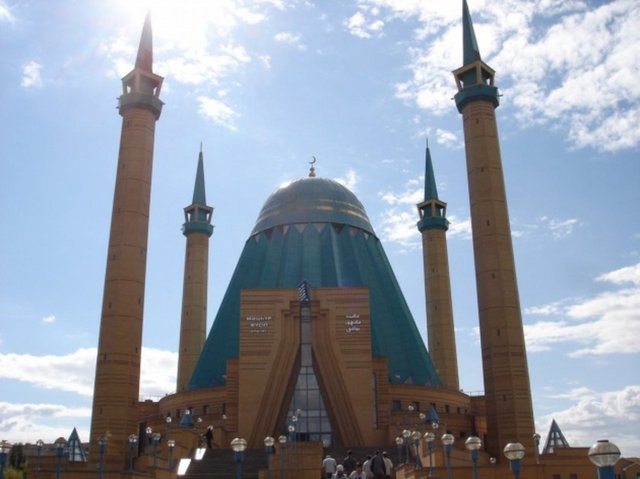 Mashkhur Jusup Merkez Camii-Pavlodar, Kazakistan