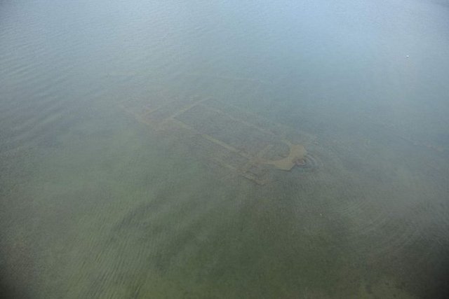 "M.S. 740 yılındaki büyük depremde yapı yıkılmış ve su altına gömülmüş olmalıdır. Yapı ile ilgili bilgiler İznik Müze Müdürlüğü ve Kültür ve Turizm Bakanlığı'na gönderilmiş...