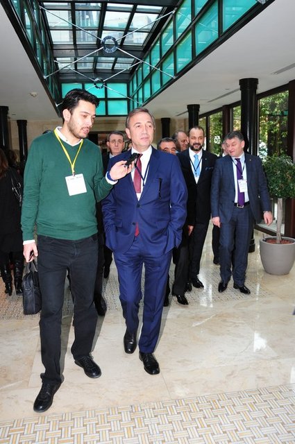 HAMDİ AKIN 
