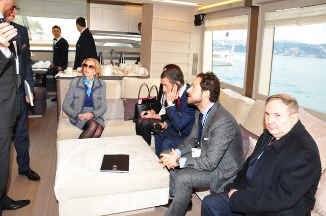 NICOLE BRICQ, RALF TEZMAN