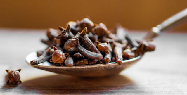 Kalbi ve hafızayı kuvvetlendirir.