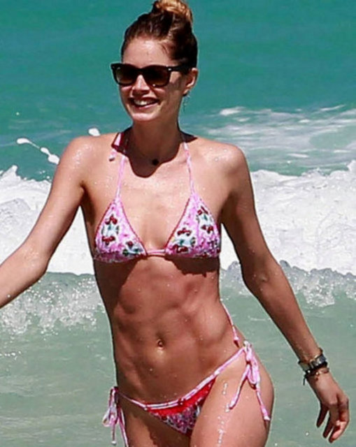 DOUTZEN KROES