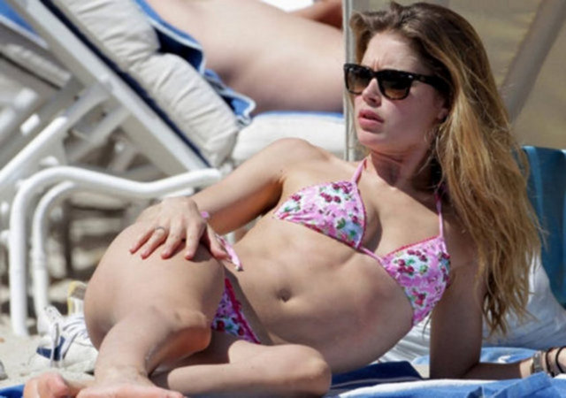 DOUTZEN KROES