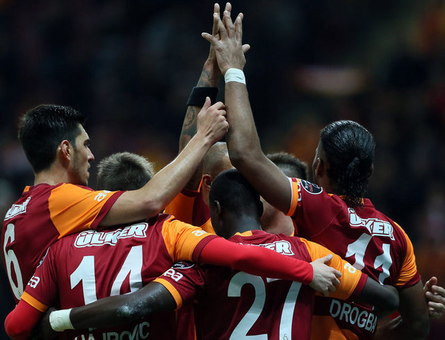 - Bugün Bursa'yı 6-0 yenmiş olduk. Ama bunu bazıları gibi önümüzdeki 15 sene konuşmayacağız. Tarzımız değil..