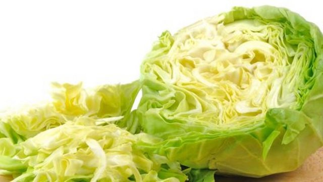1 kase buharda pişirilmiş lahanada sadece 33 kalori bulunur.