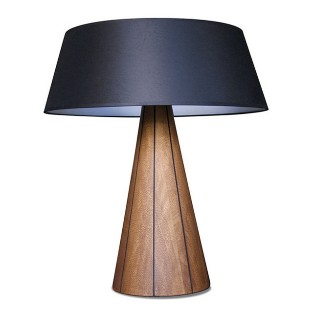 En ufak detayına kadar tek tek elde yapılan, kulpları elle masif tahtadan oyulan Berker Design tasarımlarından biri olan şık aydınlatmayı es geçmeyin.