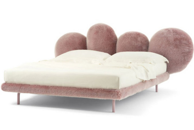 İlk gördüğümde bayıldığım, Fernando&Humberto Campana tasarımı Cipria yatak, yatak odalarınız çok şirin ve değişik bir alternatif olabilir. Haaz mağazalarından temin edebilirsiniz.