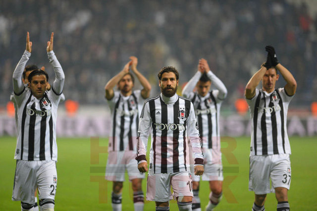 FORMA SPONSORU: Adidas