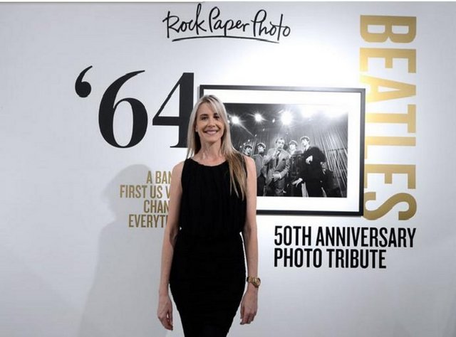 Britt, "Bu akşam, Beatles'ın 50. yılını ve Ed Sullivan Show'daki gösterimlerini kutluyoruz