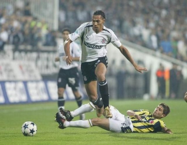 John Carew, bir dönem Beşiktaş formasını terletiyordu.