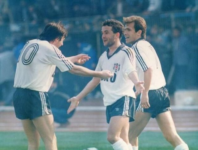 Metin, Ali, Feyyaz...