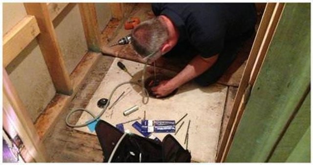 DEDESİNİN EVİNDE KEŞFETTİ! - Amerika'nın Tennessee eyaletinde yaşayan, Reddit sosyal paylaşım sitesi kullanıcısı Evilenglish, büyükbabasının temizlerken heyecan verici bir keşfe imza attı.