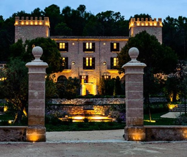 Castell son Claret, Majorca, İspanya  -  -