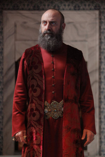 KANUNİ SULTAN SÜLEYMAN (I. SÜLEYMAN)