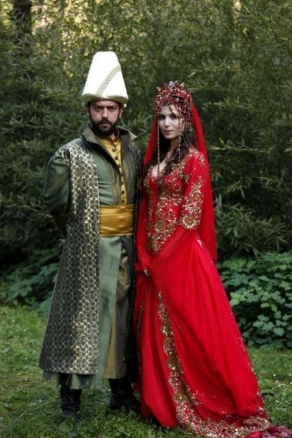 1536 yılında gücünden kaygılanan Kanuni Sultan Süleyman'ın emri ile öldürüldüğü iddia edilmektedir.