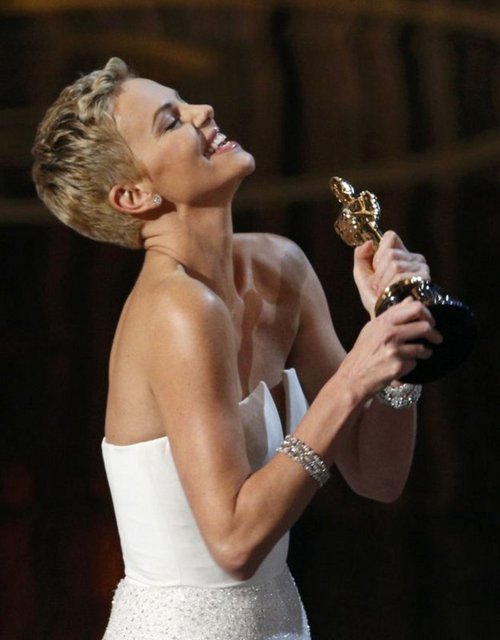 CHARLIZE THERON 