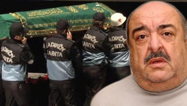 Geçtiğimiz ocak ayında, kırılan kalça kemiğindeki protezin yerinden çıkması sonucu kaldırıldığı hastanede yaklaşık 3 aydır tedavi gören ünlü tiyatro sanatçısı Selçuk Uluergüven, 72 yaşında yaşamını yitirdi.