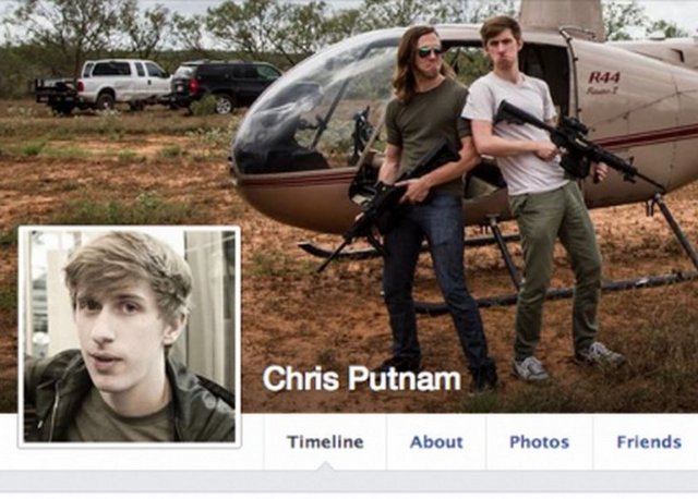 Chris Putnam, Soleio Cuervo, Marcel Laverdet -  - Bu 3 isim Facebook'daki bazı açıkları kullanarak siteyi bir şekilde hacklemeyi başarmıştı. Bu olay da Facebook'un kurucu ortaklarından Dustin Moskovitz'in dikkatini çekti ve Putnam'la görüşmek istedi.