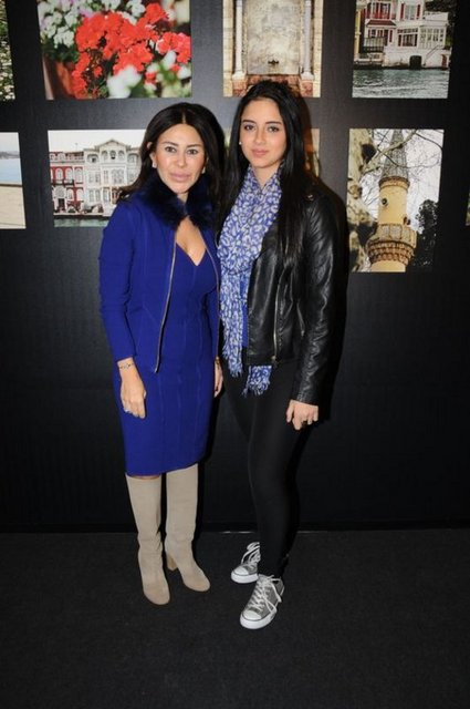 SUZAN SABANCI, CEYDA DİNÇER