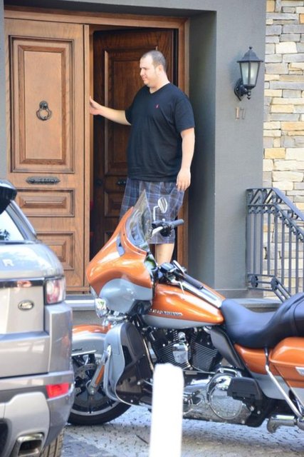 ŞAHAN Gökbakar motosiklet koleksiyonuna bir yenisini daha ekledi.