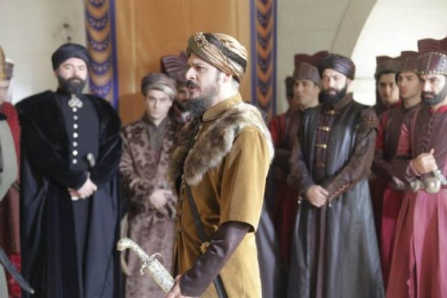 Çocukları Nergisşah Sultan: 1536 yılında Manisa'da doğdu. Damat Cenabi Ahmet Paşa (şair, tarihçi, Enderuni ve çeşnigirbaşı, 20 yıl kadar Anadolu Beylerbeyi) ile evlenmiştir.