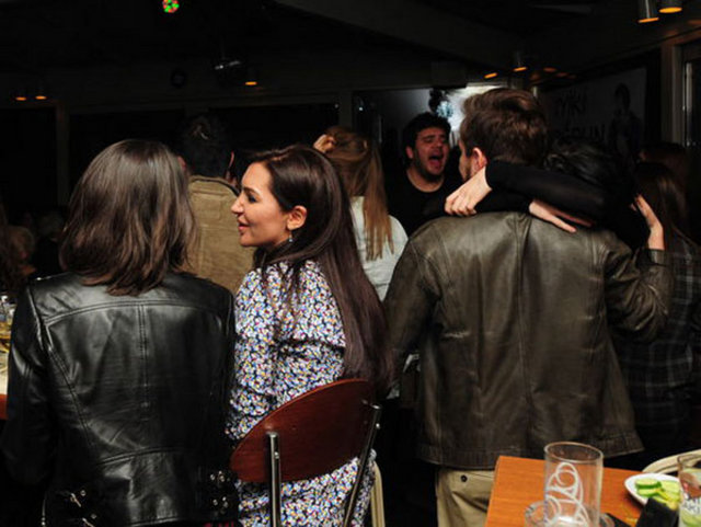 Murat Dalkılıç ve Merve Boluğur gece boyunca sarmaş dolaş dans etti.