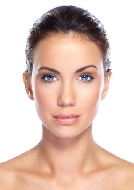 BBL "acne modül" ile aktif akne tedavisi yapılıyor. Yüzünüzdeki sorunlu aknelerden ve akne izlerinden kurtulmanızı mümkün kılıyor.