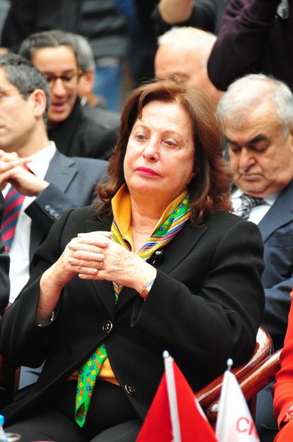 MONİK İPEKEL