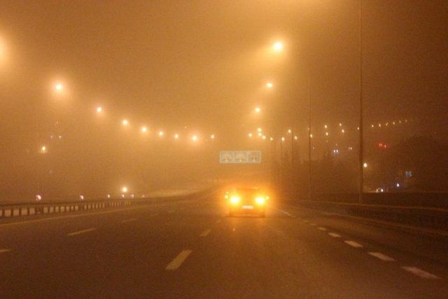 Sisli hava etkisini yer yer sürdürüyor.