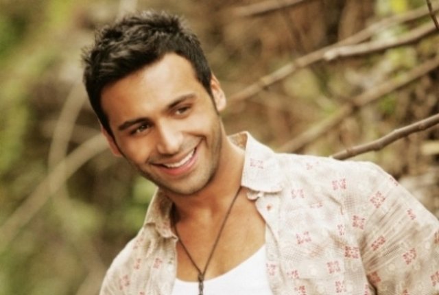 EMRE KAYA-TEŞEKKÜR EDERİM