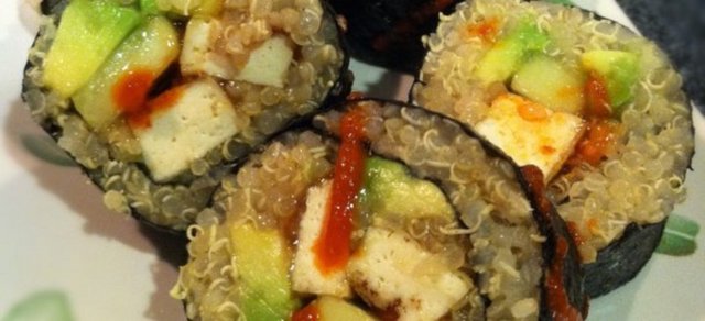 NEREDE YETİŞTİRİLİR? -  - Kinoa'nın gübre ve su problemi yok. En yüksek verimi rakımı bin ile 4 bin metre arasındaki yaylalık kıraç arazilerde veriliyor. Dağ yamaçlarında ve ovalarda  verim değişmiyor.