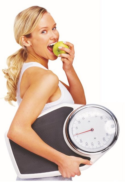 Akşam yemeğinde ise et, sebze ve salata var.