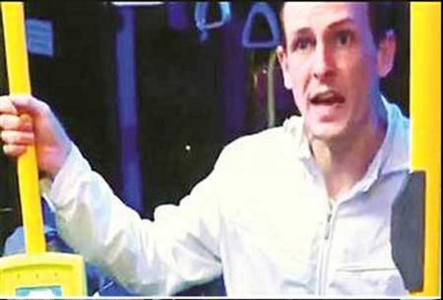 16. "Kaptan inecek varmış" delikanlısı - "KAPTAN, HANIMEFENDİ İNECEKMİŞ" delikanlısının kuzeni olur kendisi