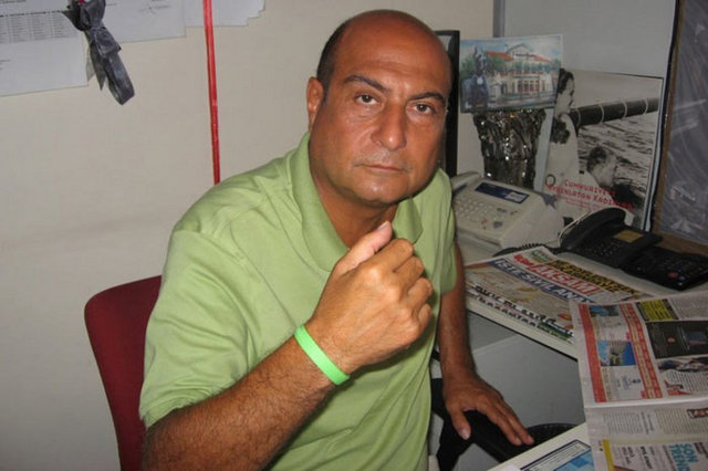 FAİK GÜRSES "Bir baktım ayağı yerden kesilmiş Cüneyt Çakır'ın. Sallanıyor böyle 2 tane ayak."