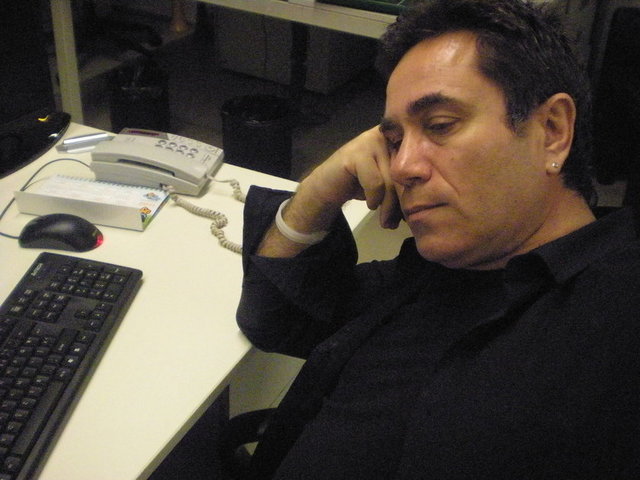 SABRİ UGAN "Hasan Şaş saçını başını yolamıyor, çünkü saçı yok sayın seyirciler."