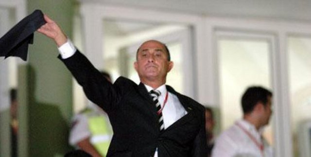 HALUK ÇUBUKÇU: Cevap hakkımı kullanacağım. Gökhan Telkenar: Evet, buyrun Sayın Çubukçu. Çubukçu: Sorularınızı bekliyorum!..