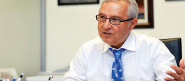 3. DEVRE SPOR PROGRAMI İLKER YASİN "Bu akşam değerli konuklarımızın yanında çok daha değerli iki konuğumuz var."